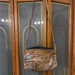 Ladies JANE YOO HANDPAINTED LEATHER HANDBAG